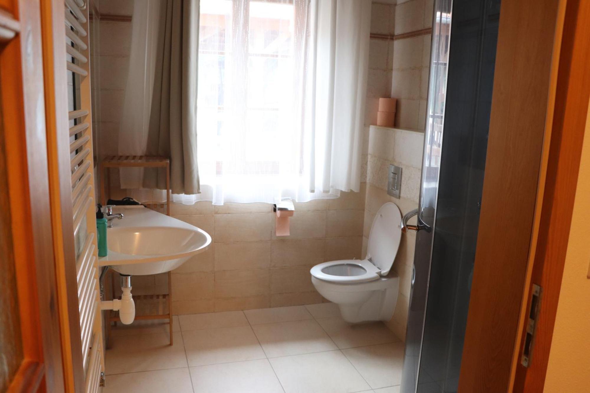 Zevluv Mlyn Hotel โนเว ฮราดี ภายนอก รูปภาพ